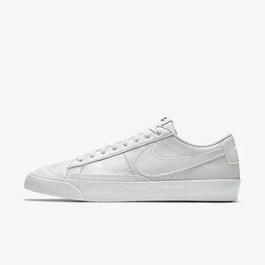Nike Low Blazers (White)